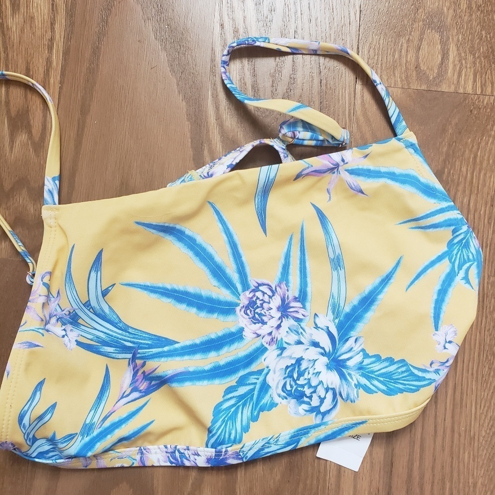 Pacsun kirra swimtop